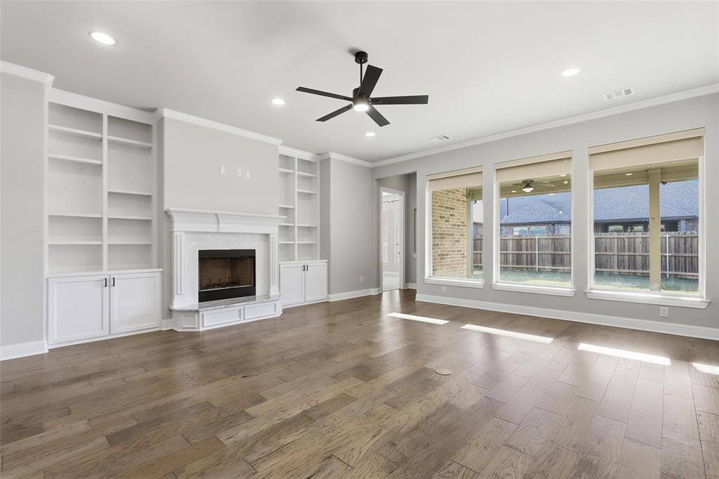 Burleson, TX 76028,287 Paluxy Street