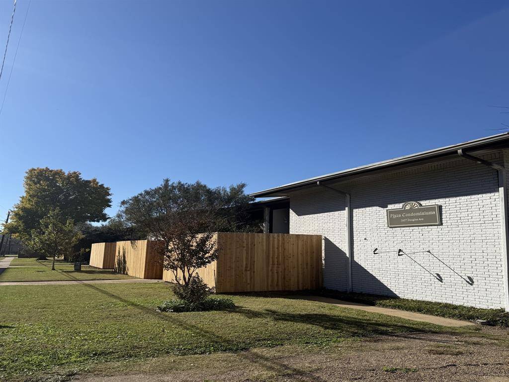 Dallas, TX 75219,2627 Douglas Avenue #115