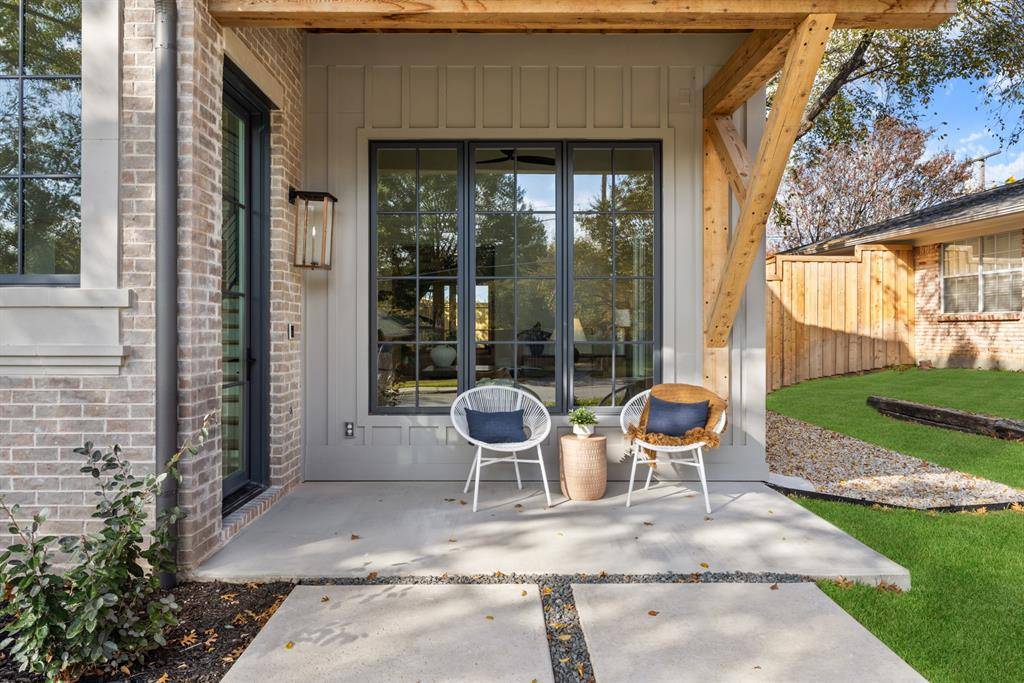 Dallas, TX 75238,9111 Aldwick Drive