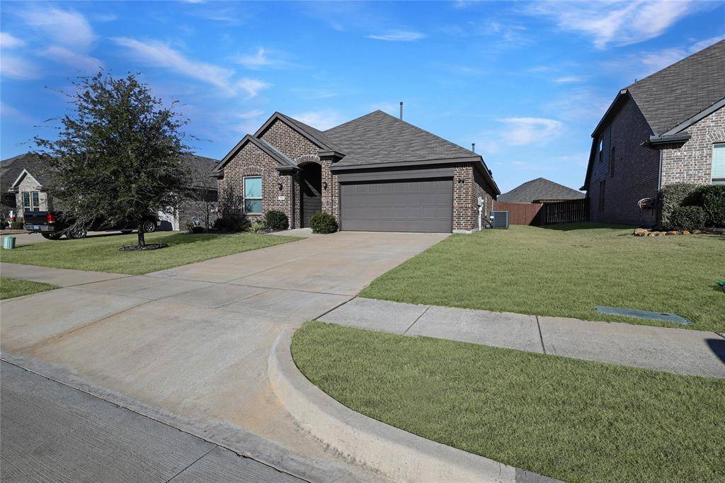 Van Alstyne, TX 75495,512 Mccoy Drive
