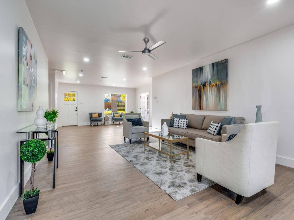 Dallas, TX 75214,6611 Blessing Drive