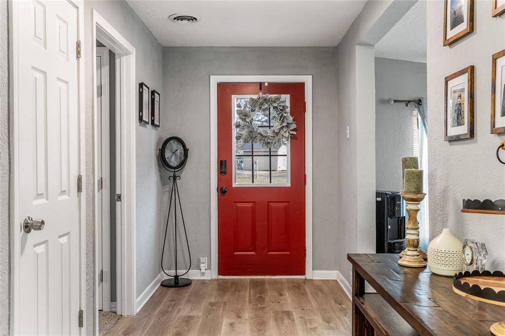 Pottsboro, TX 75076,929 Paradise Cove Road