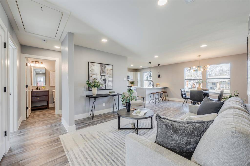 Dallas, TX 75228,2820 Andrea Lane