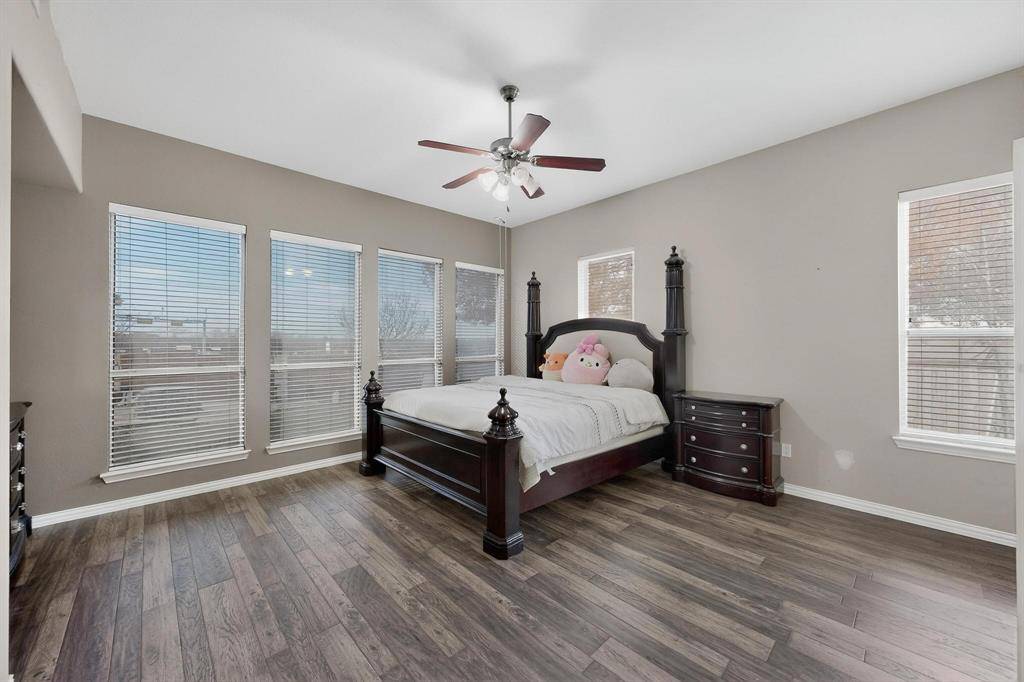 Grand Prairie, TX 75052,2260 Bald Eagle Way