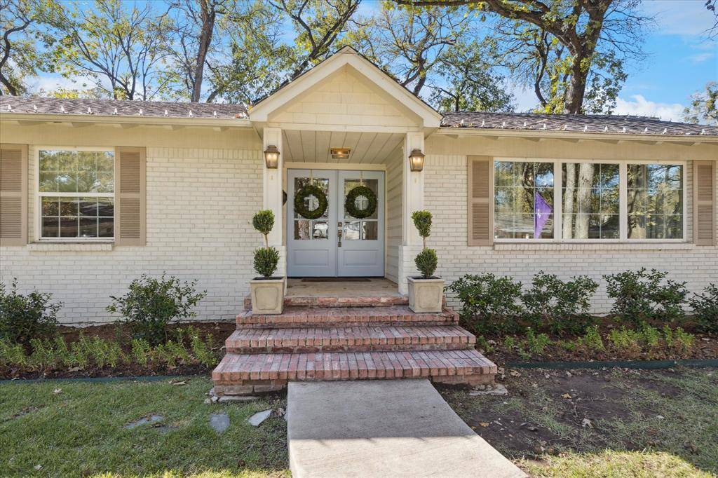 Fort Worth, TX 76109,3124 Tanglewood Trail