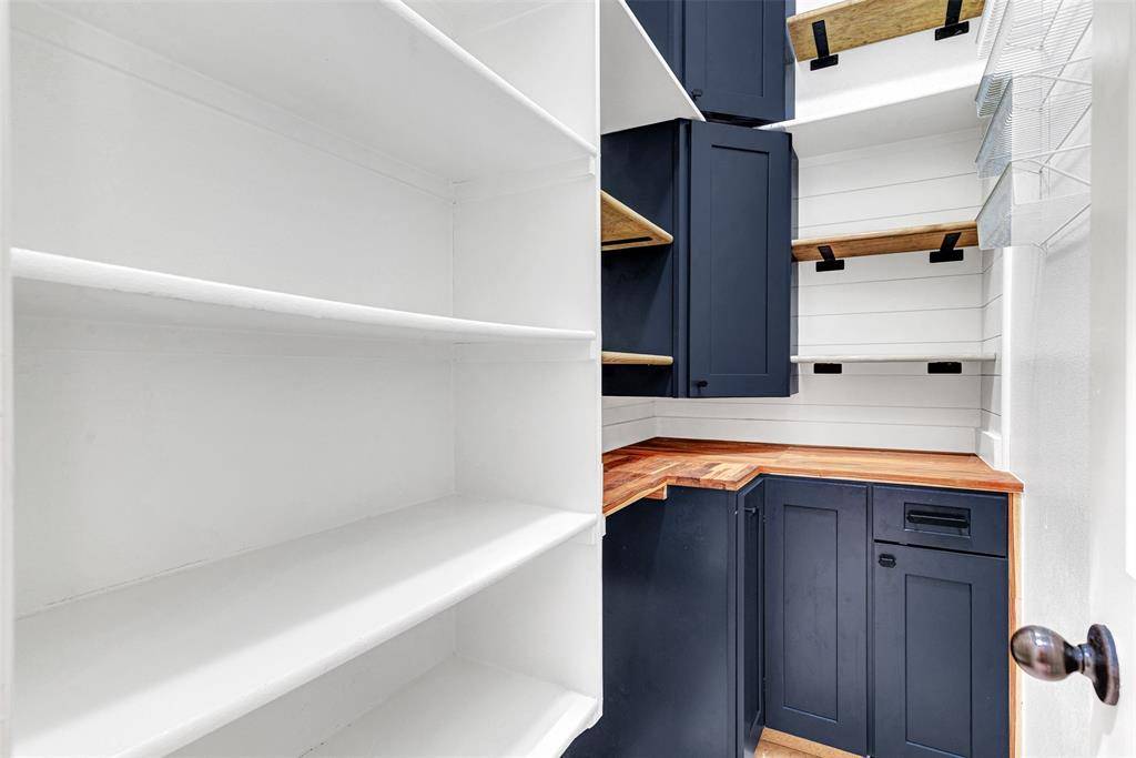 Sunnyvale, TX 75182,374 Redstone Drive