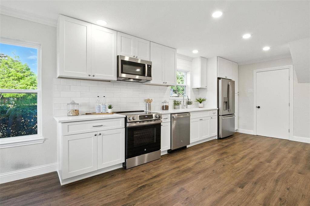 Dallas, TX 75209,4816 W Mockingbird Lane