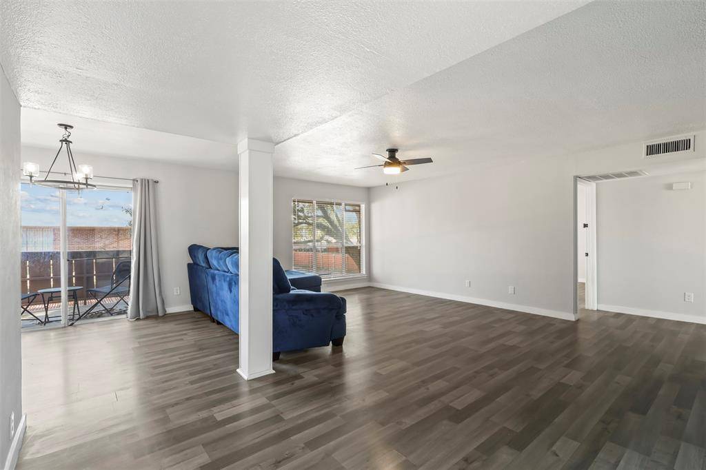 Dallas, TX 75230,10526 Stone Canyon Road #201