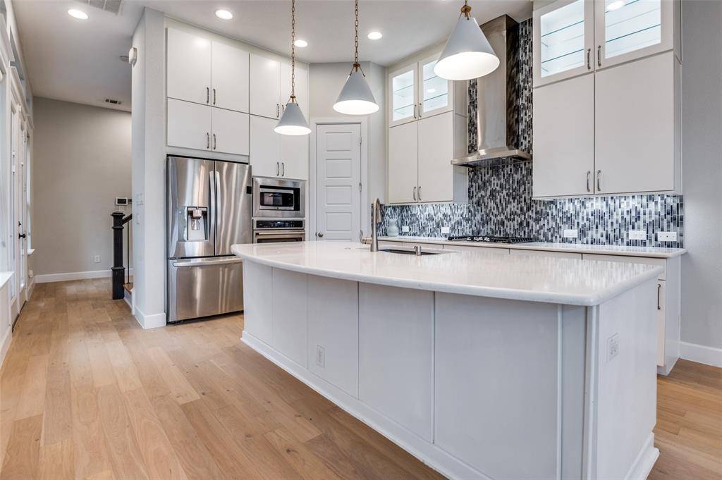 Dallas, TX 75209,5435 Ashby Grove Street