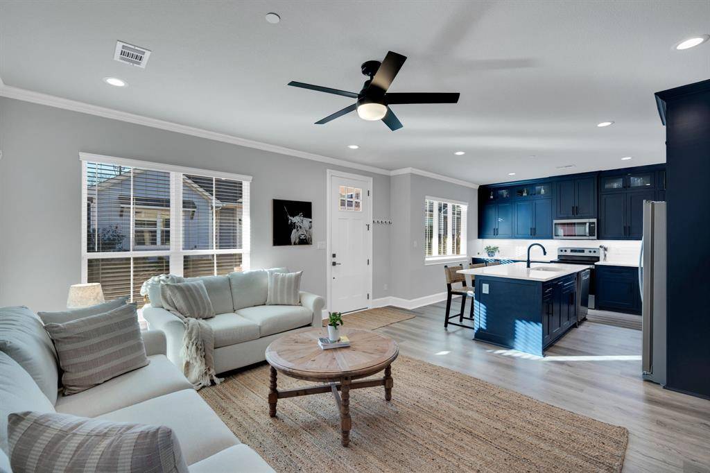 Waxahachie, TX 75165,322 Woodside Trail