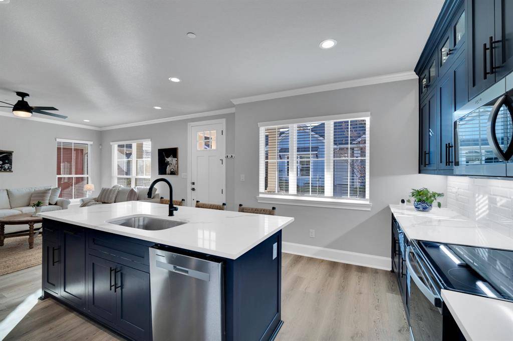 Waxahachie, TX 75165,322 Woodside Trail