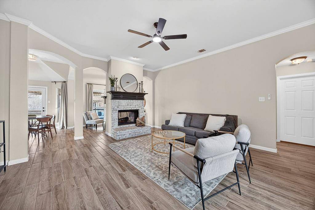 Waxahachie, TX 75167,1115 Red River Drive