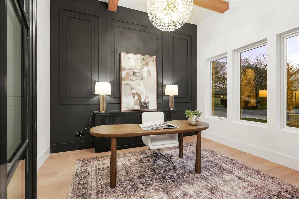 Dallas, TX 75218,8623 San Fernando Way