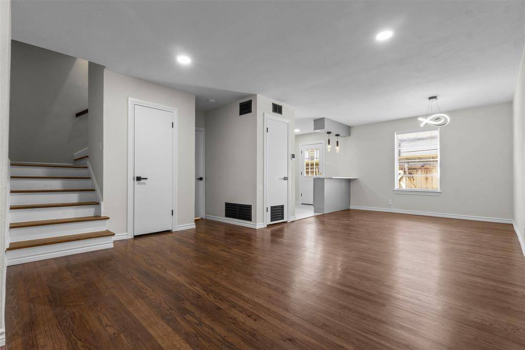 Dallas, TX 75235,4941 N Hall Street