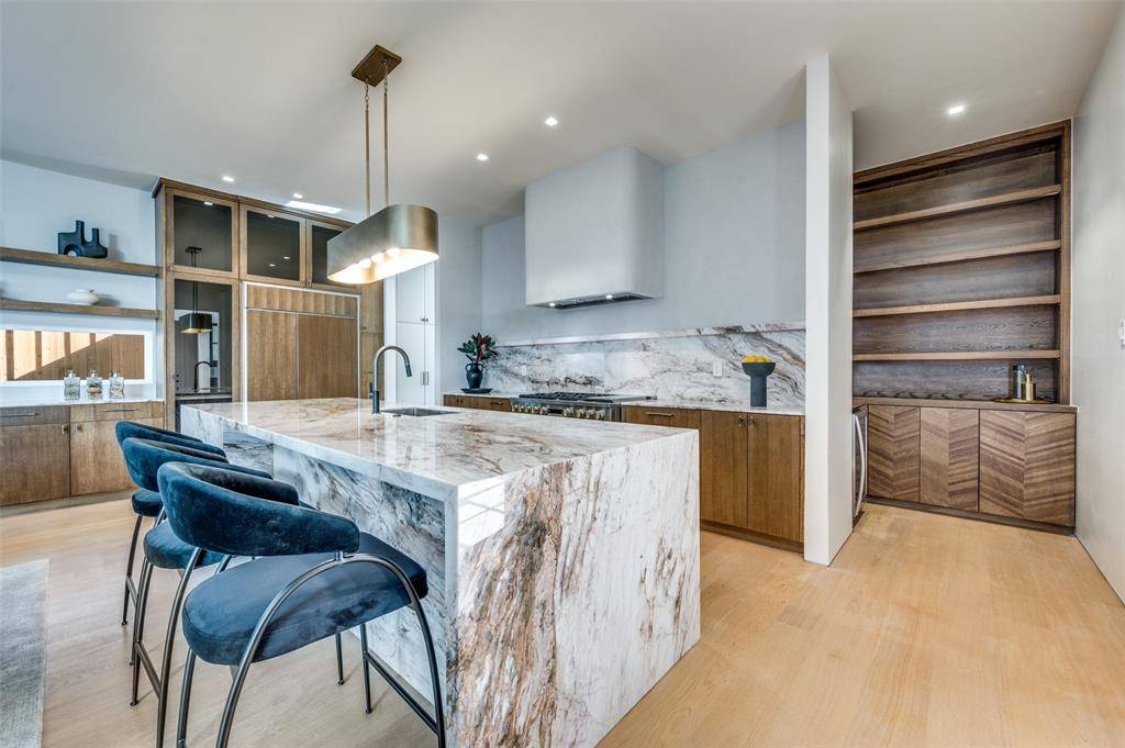 Dallas, TX 75220,3761 Dunhaven Road