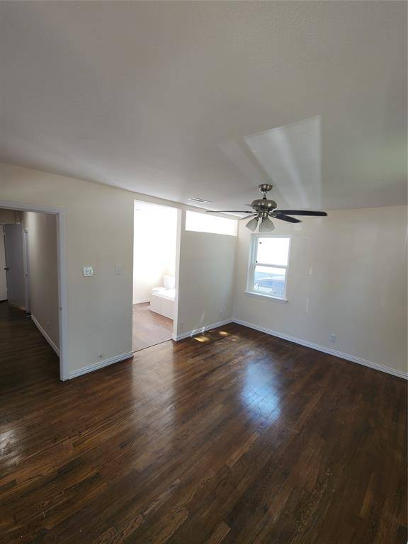 Grand Prairie, TX 75050,722 22nd Street