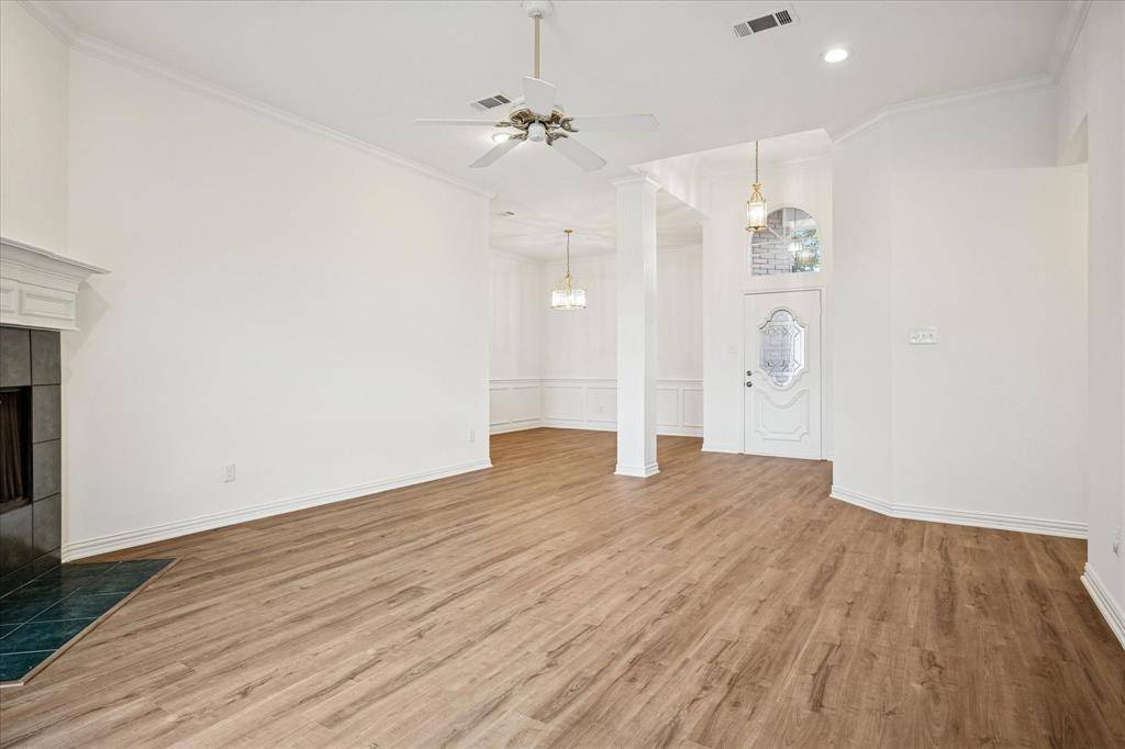 Hurst, TX 76054,3200 Oakdale Drive