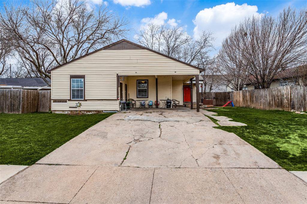 Grand Prairie, TX 75050,129/131 NE 22ND Street