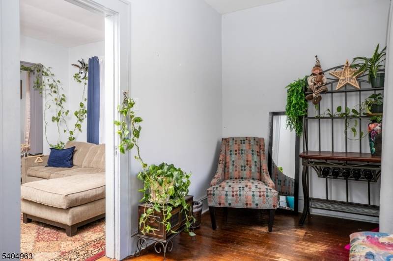 Clifton City, NJ 07011,105 Knapp Ave