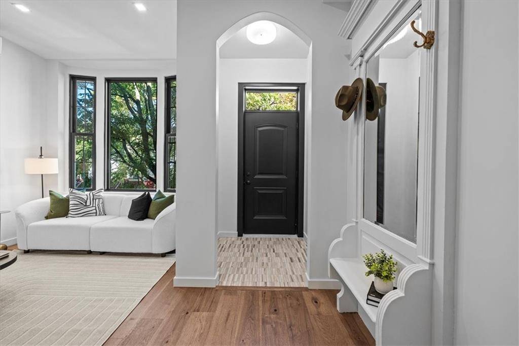 Brooklyn, NY 11213,1360 Bergen ST