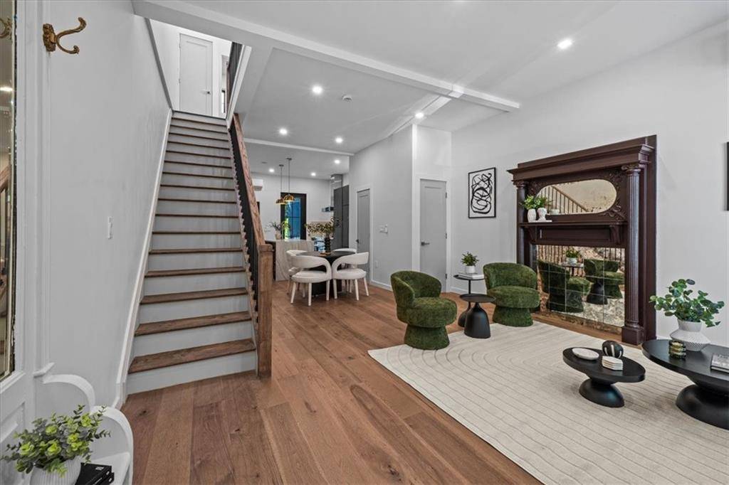 Brooklyn, NY 11213,1360 Bergen ST