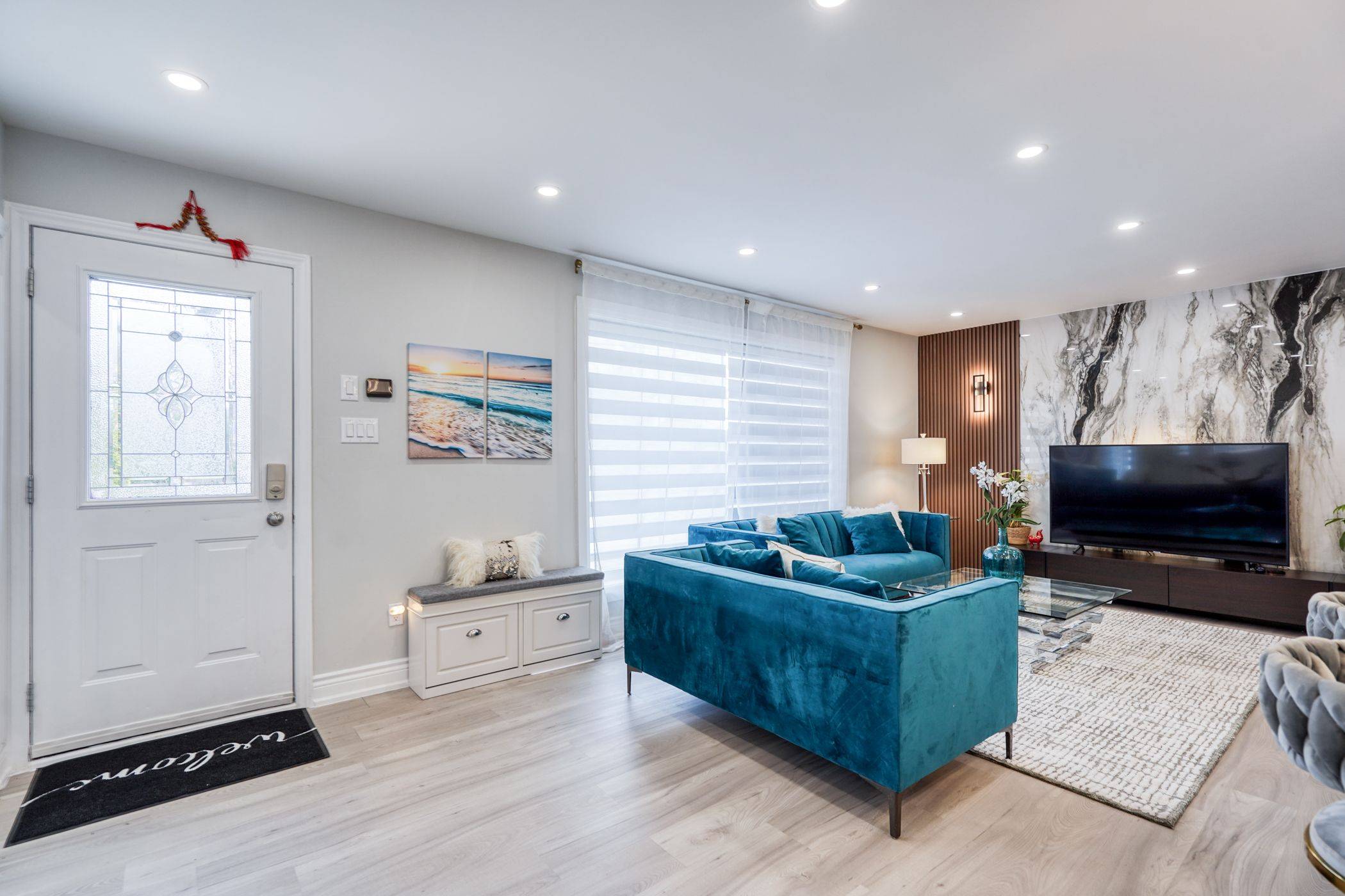 Toronto C15, ON M2J 2H8,2 Lesgay CRES