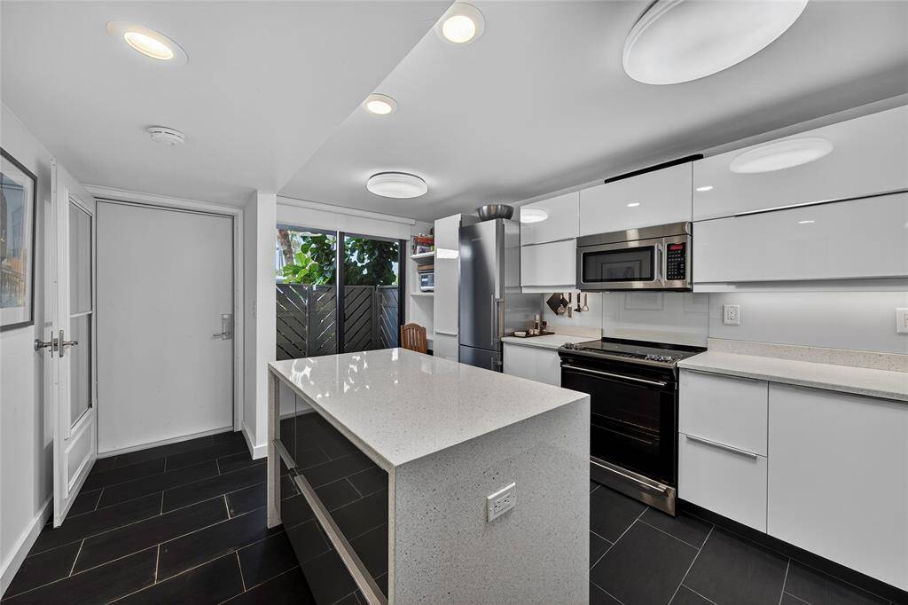 Pompano Beach, FL 33060,1100 SE 5th Ct #58