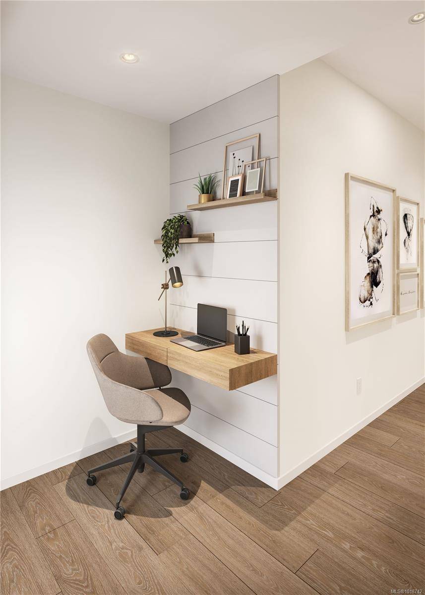 Saanich, BC V8P 5G8,3226 Shelbourne St #108