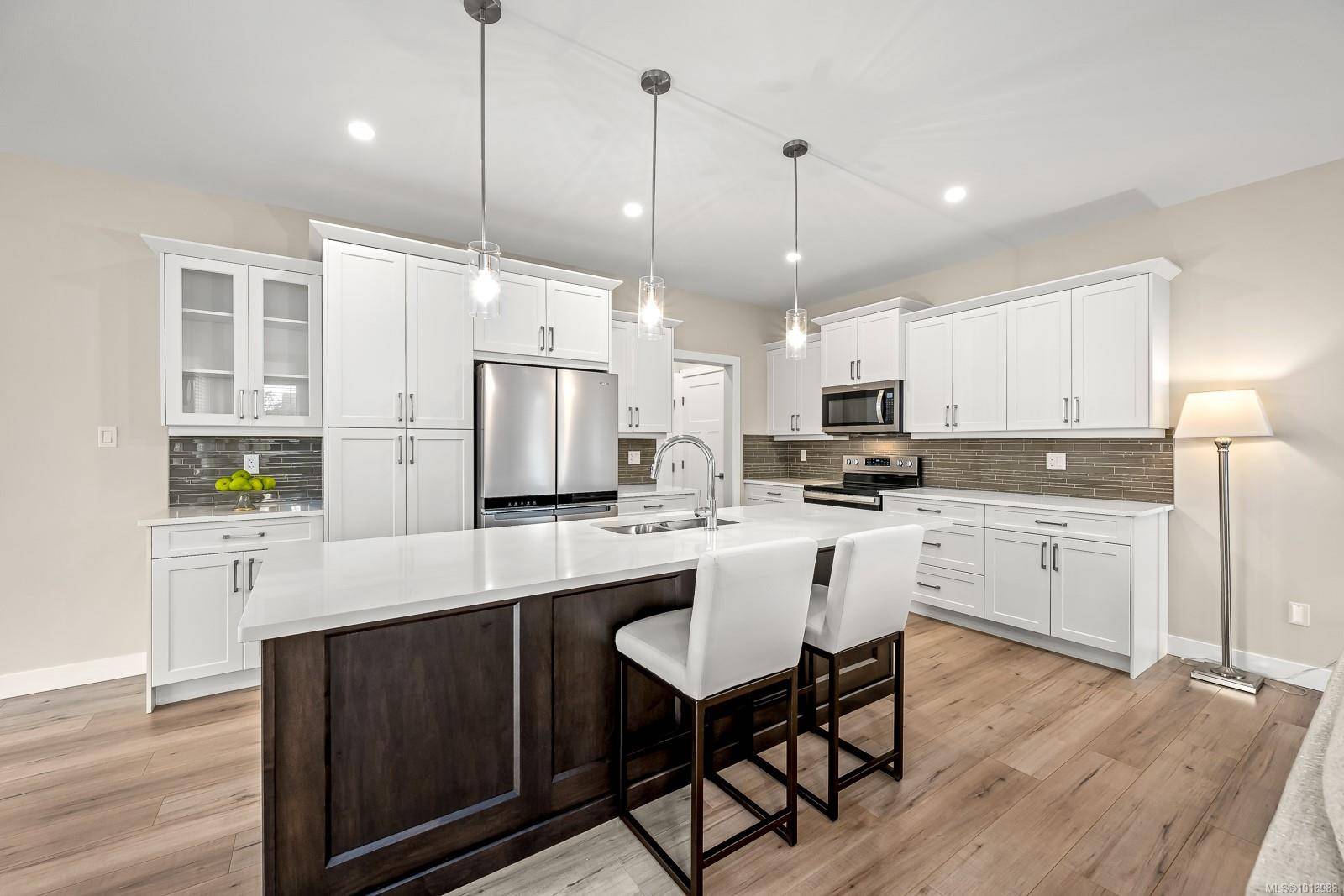 Comox, BC V9M 3G7,499 Torrence Rd