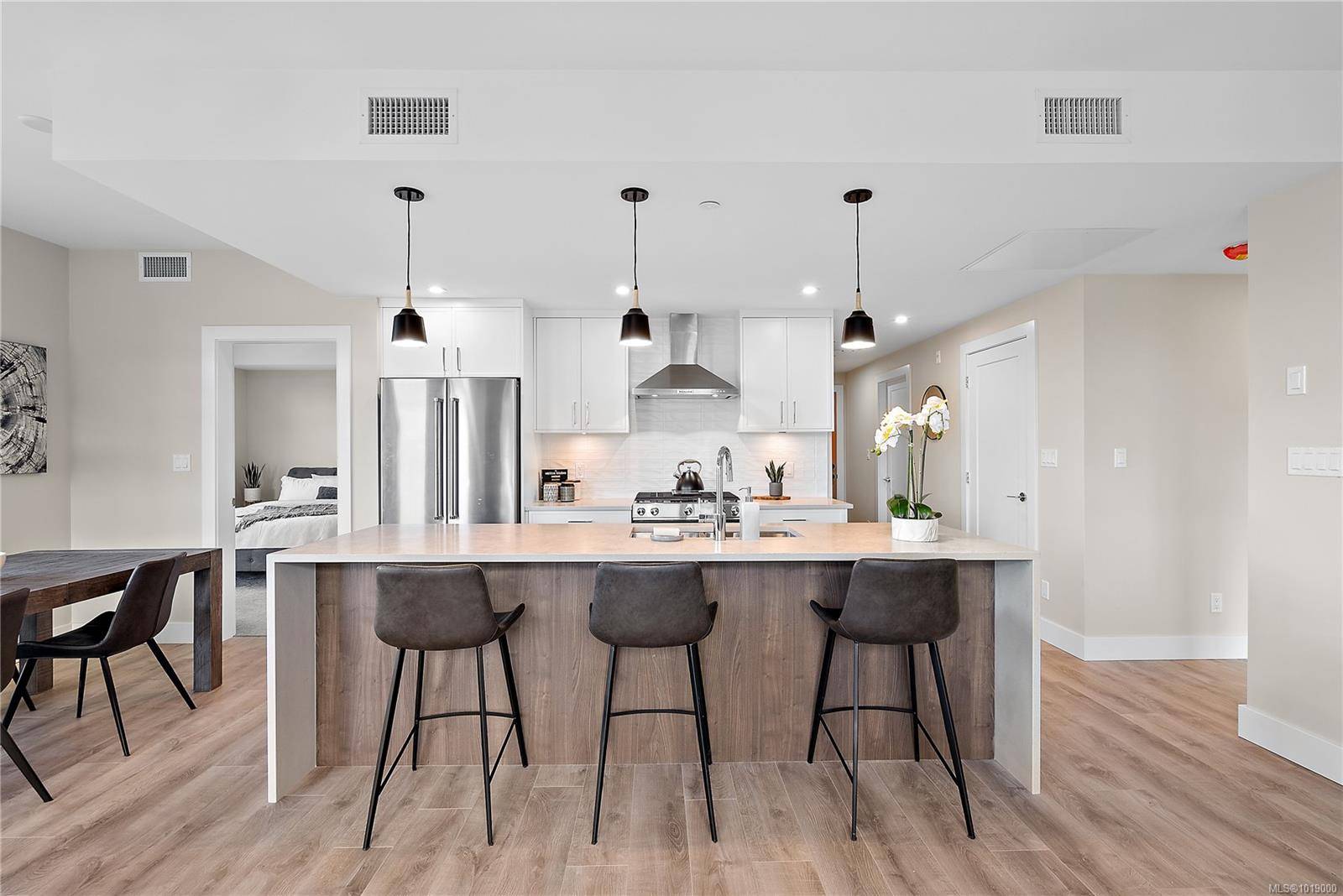 Central Saanich, BC V8M 0B9,2520 Hackett Cres #309