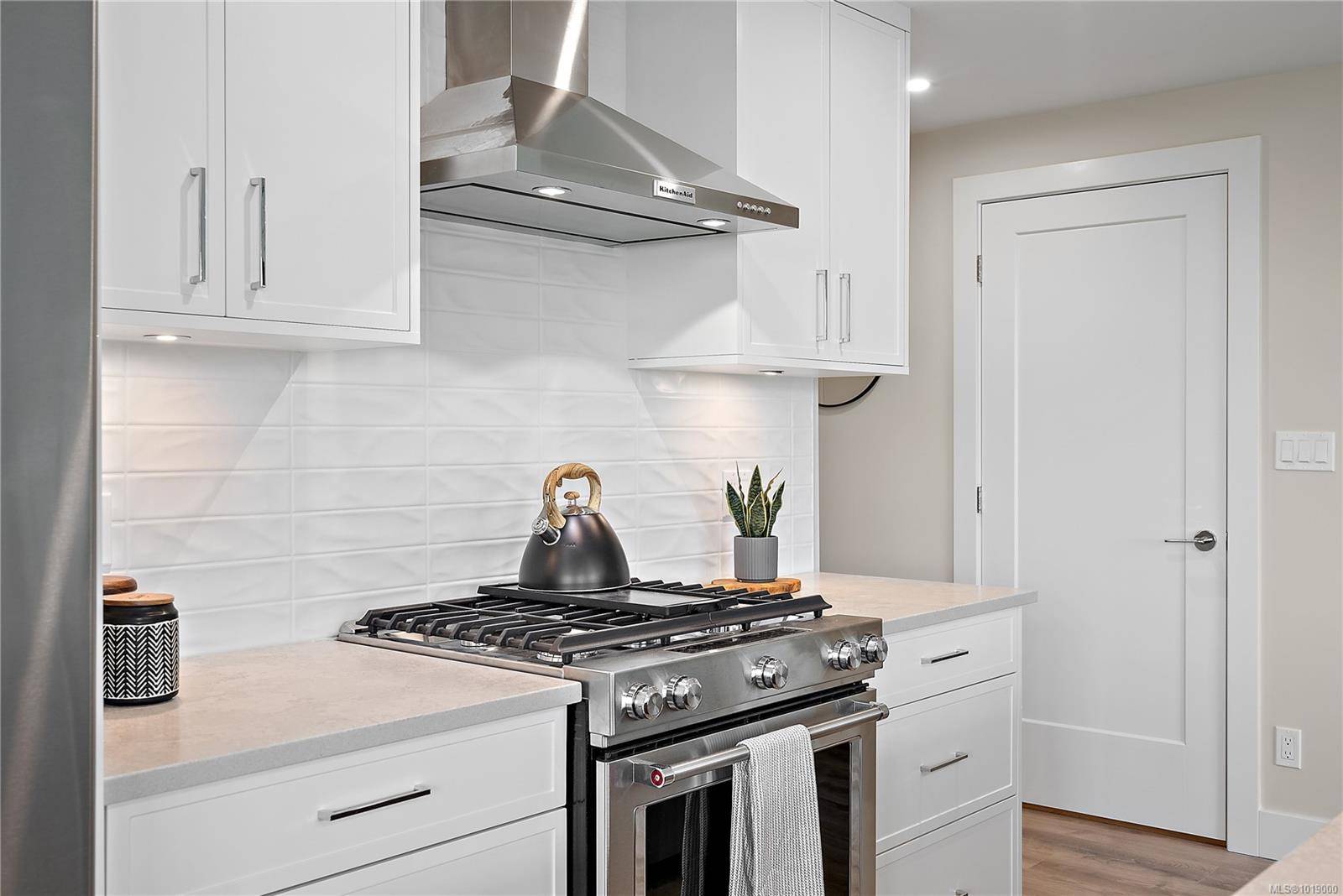 Central Saanich, BC V8M 0B9,2520 Hackett Cres #309