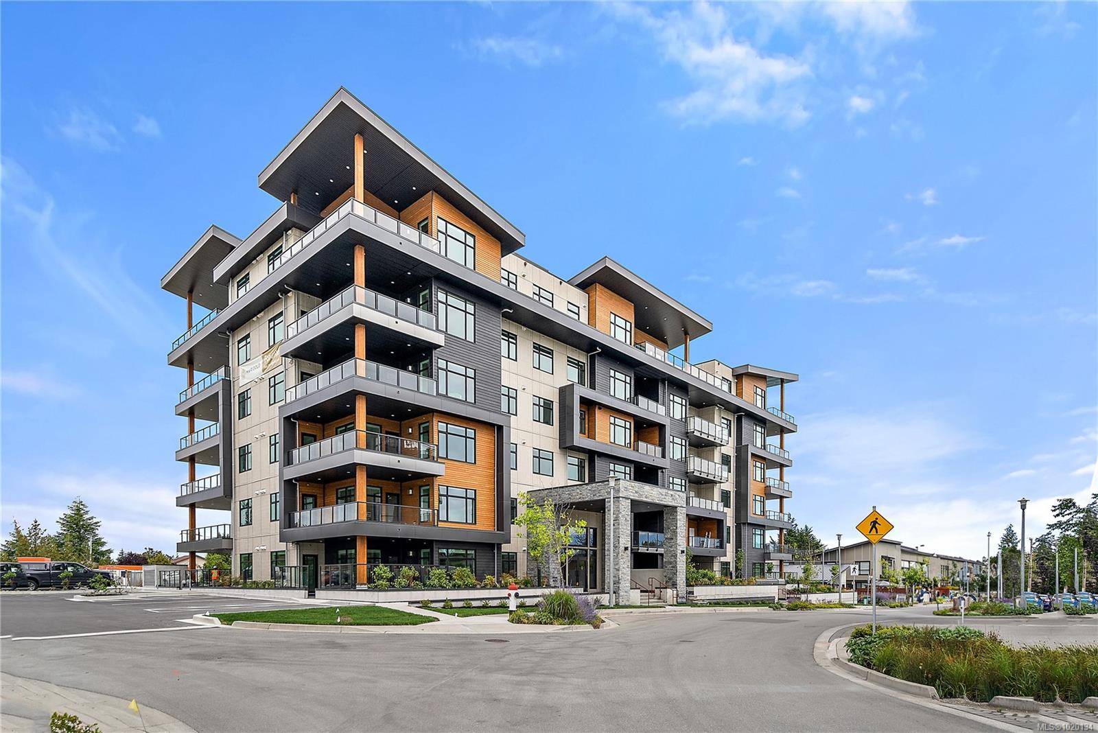 Central Saanich, BC V8M 0B9,2520 Hackett Cres #109