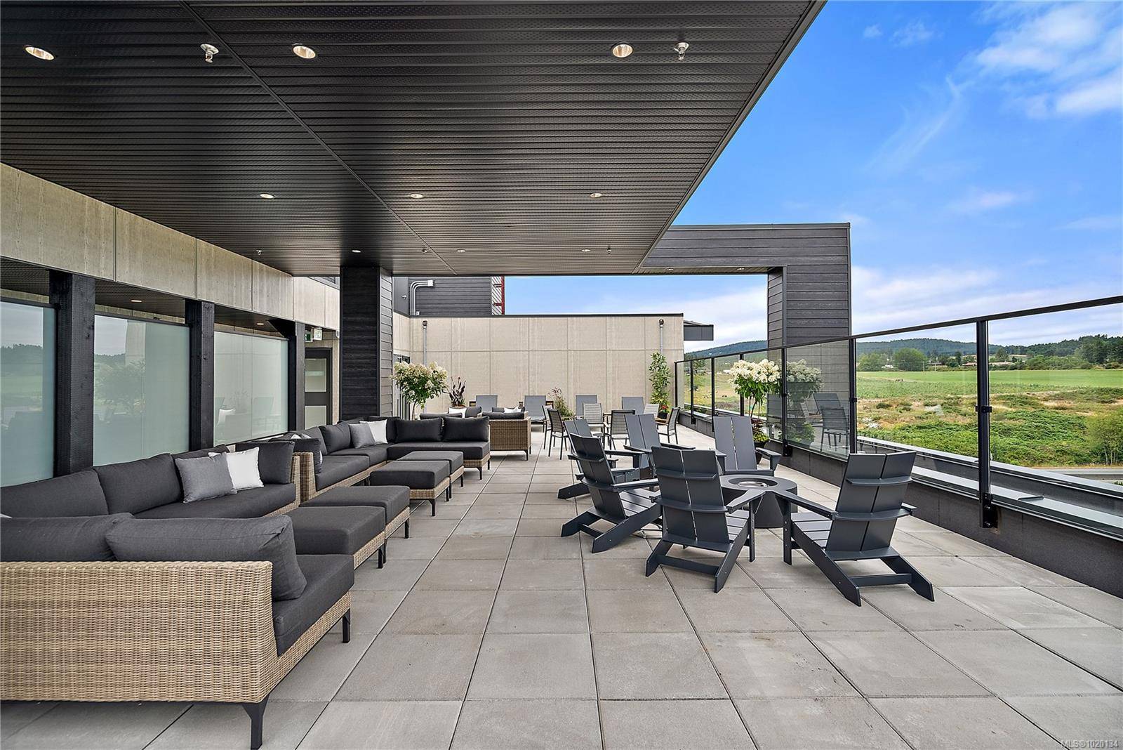 Central Saanich, BC V8M 0B9,2520 Hackett Cres #109