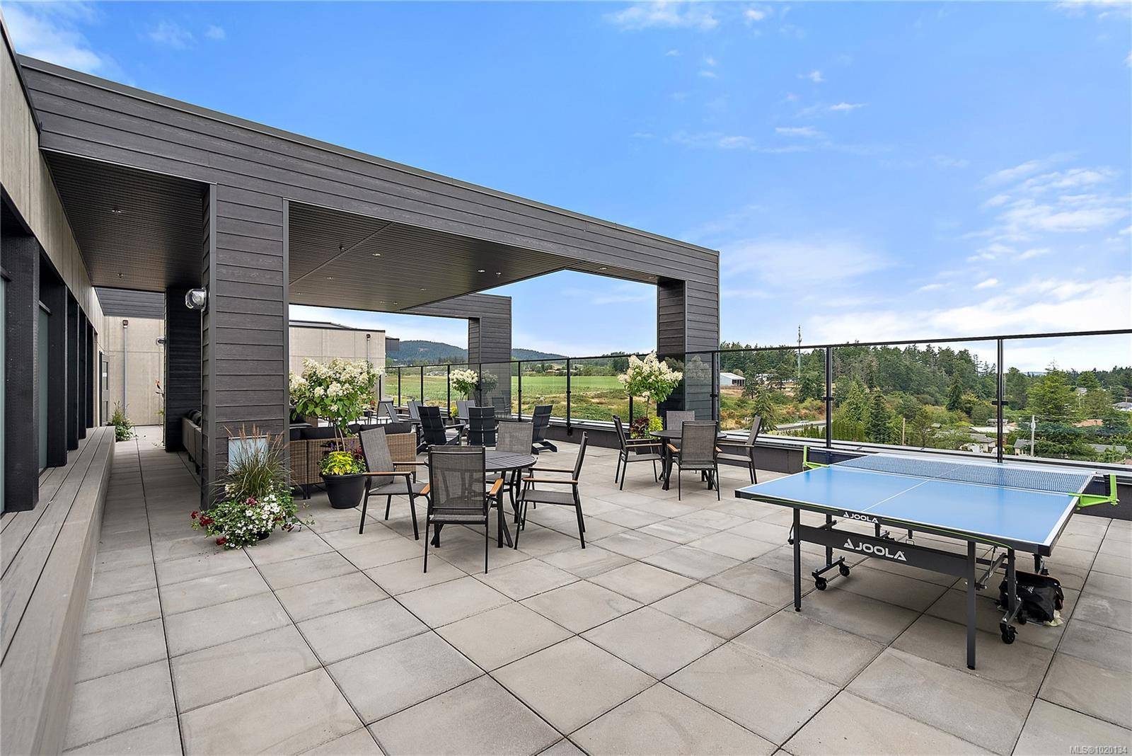 Central Saanich, BC V8M 0B9,2520 Hackett Cres #109