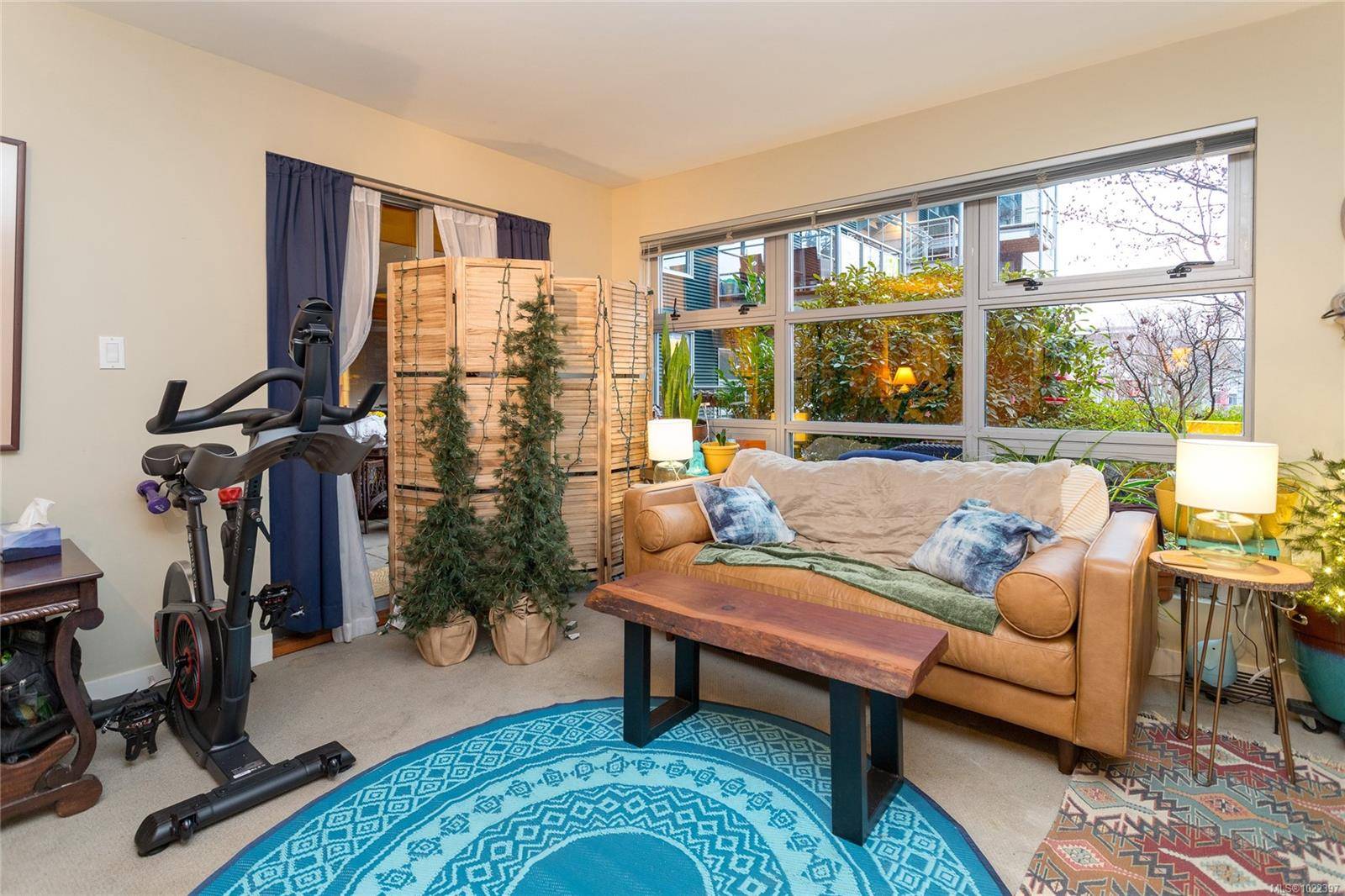 Victoria, BC V9A 7R4,797 Tyee Rd #109