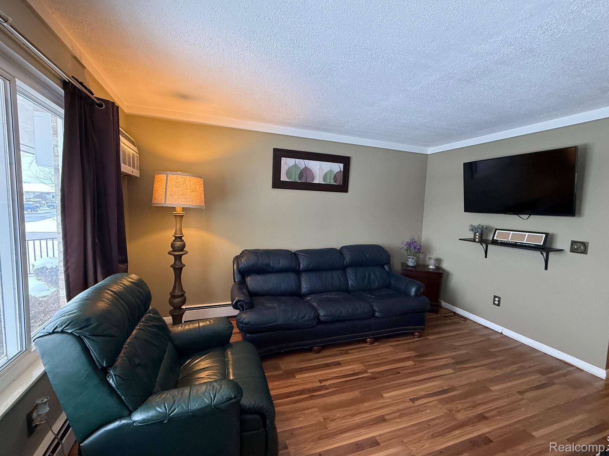 South Lyon, MI 48178,25348 Franklin Terrace