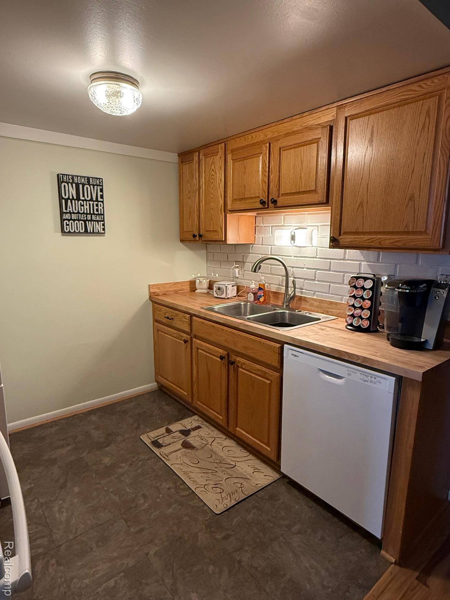 South Lyon, MI 48178,25348 Franklin Terrace