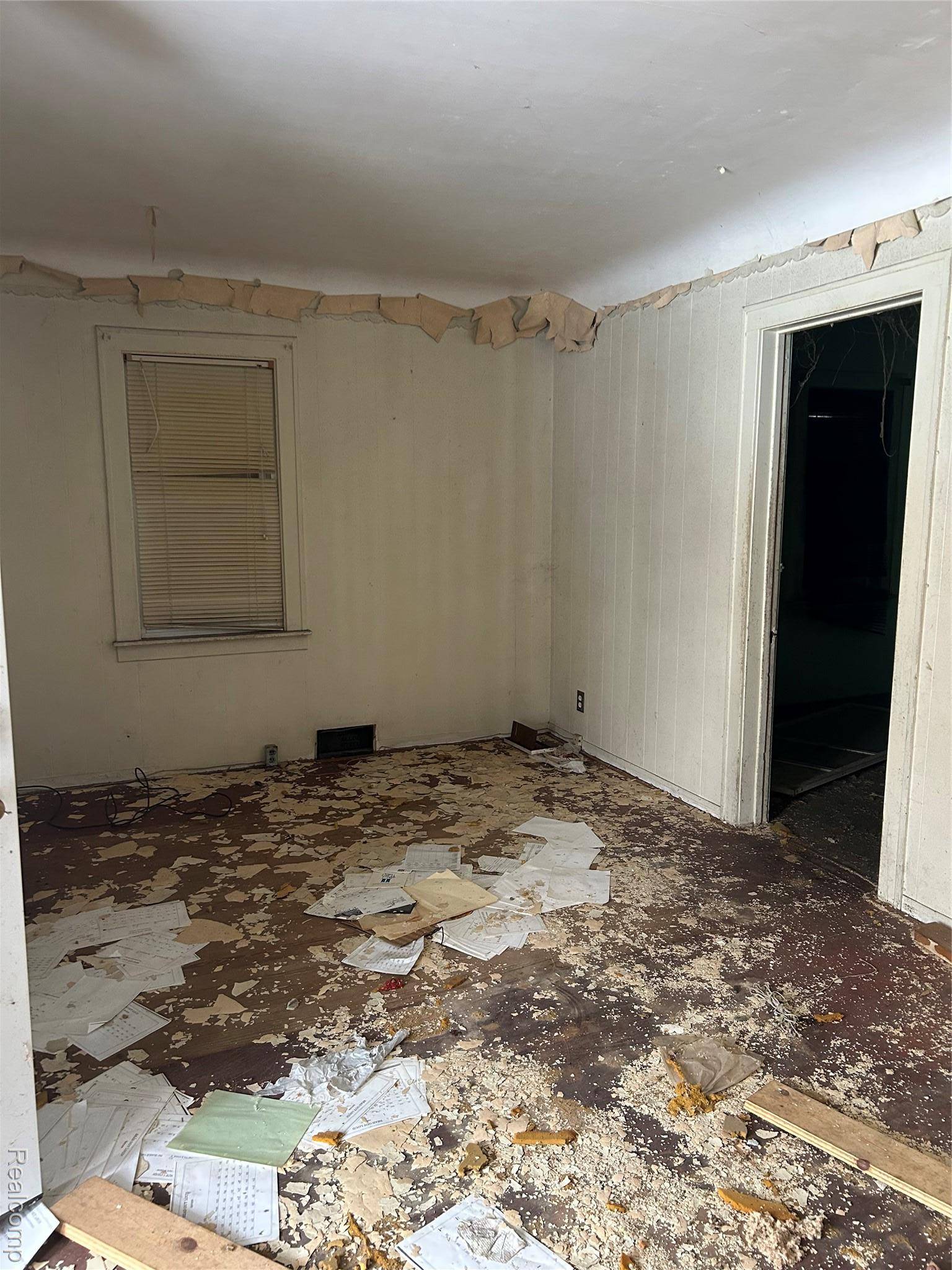 Saginaw, MI 48601,2214 Prescott AVE