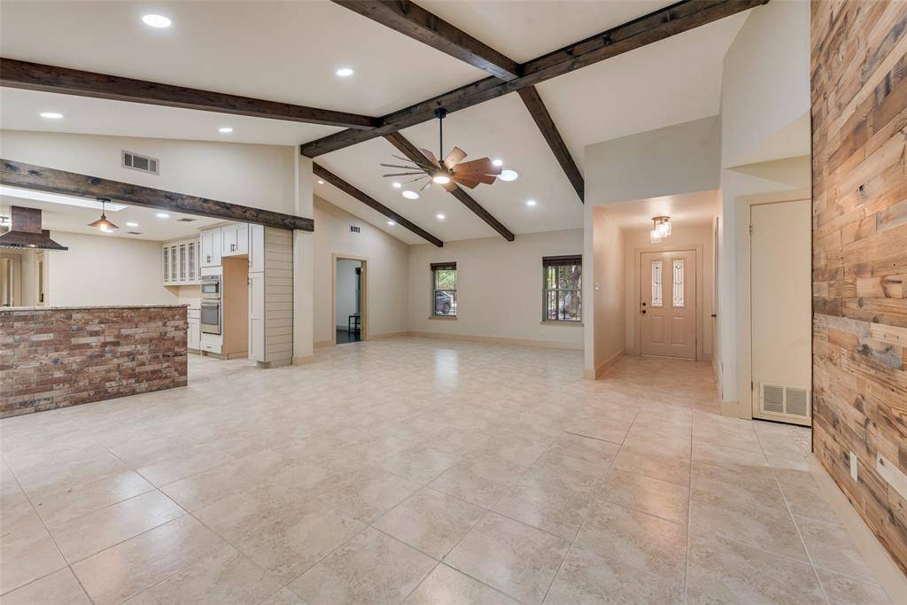 Kemp, TX 75143,17535 Country Club Drive