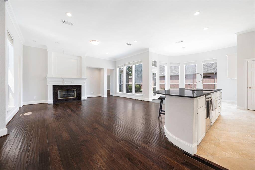 Frisco, TX 75034,5687 Southern Hills Drive