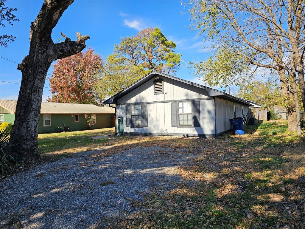 Pottsboro, TX 75076,412 Main Street