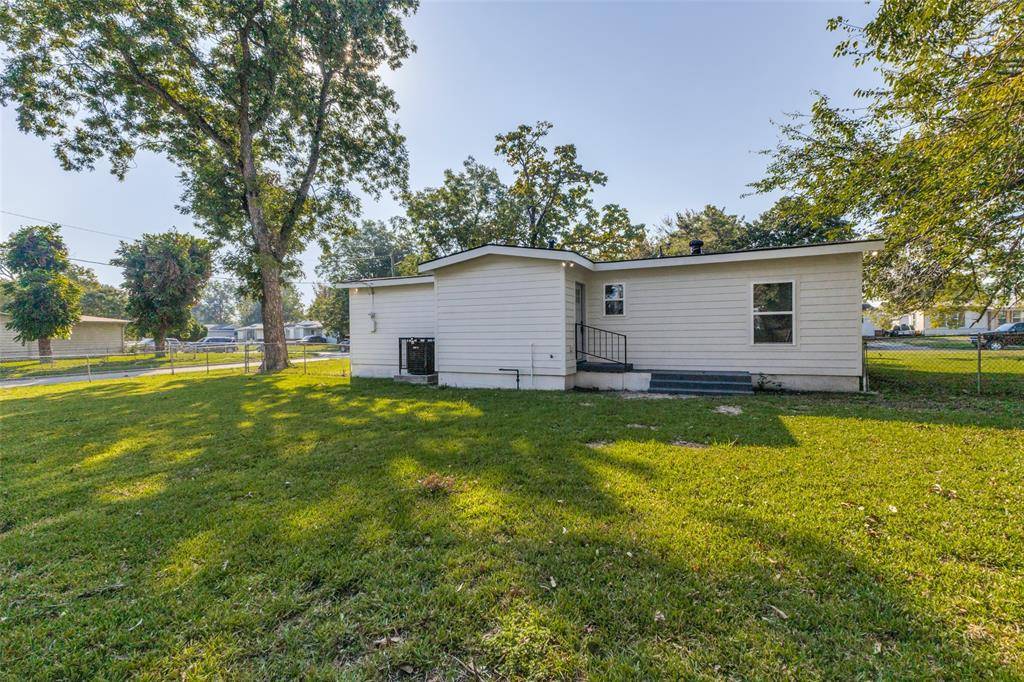 Dallas, TX 75216,3025 Dahlia Drive