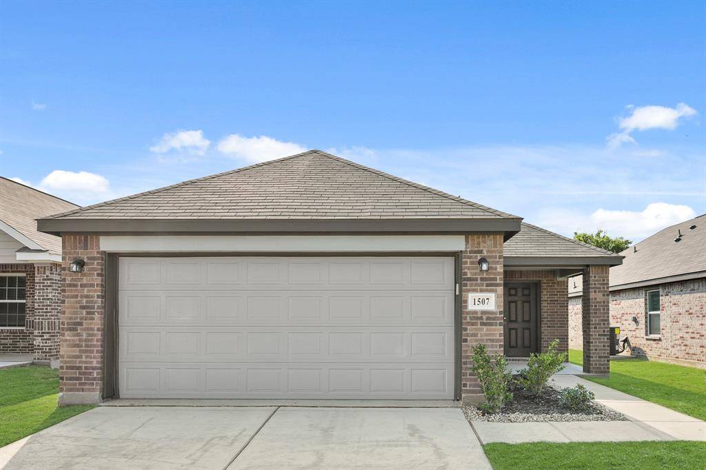 Ennis, TX 75119,1507 Romans Road