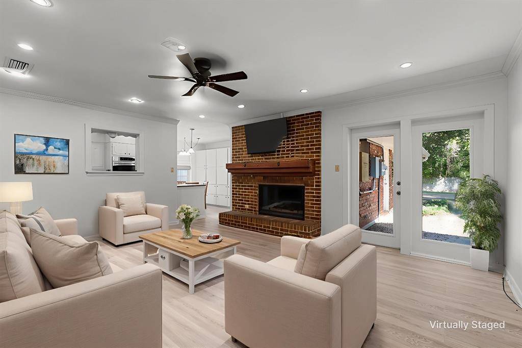 Shreveport, LA 71105,7517 University Drive