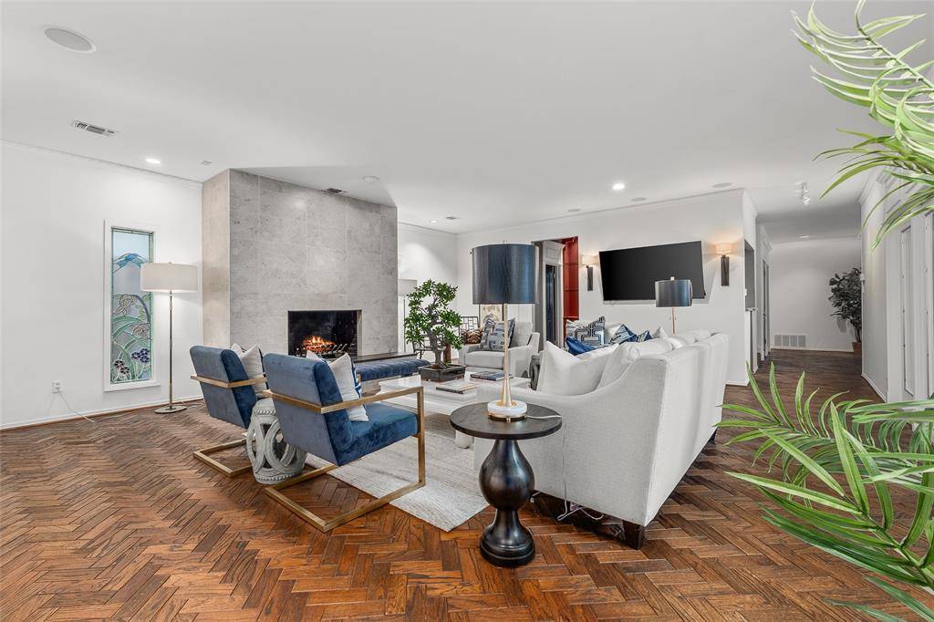 Fort Worth, TX 76107,4805 Harley Avenue