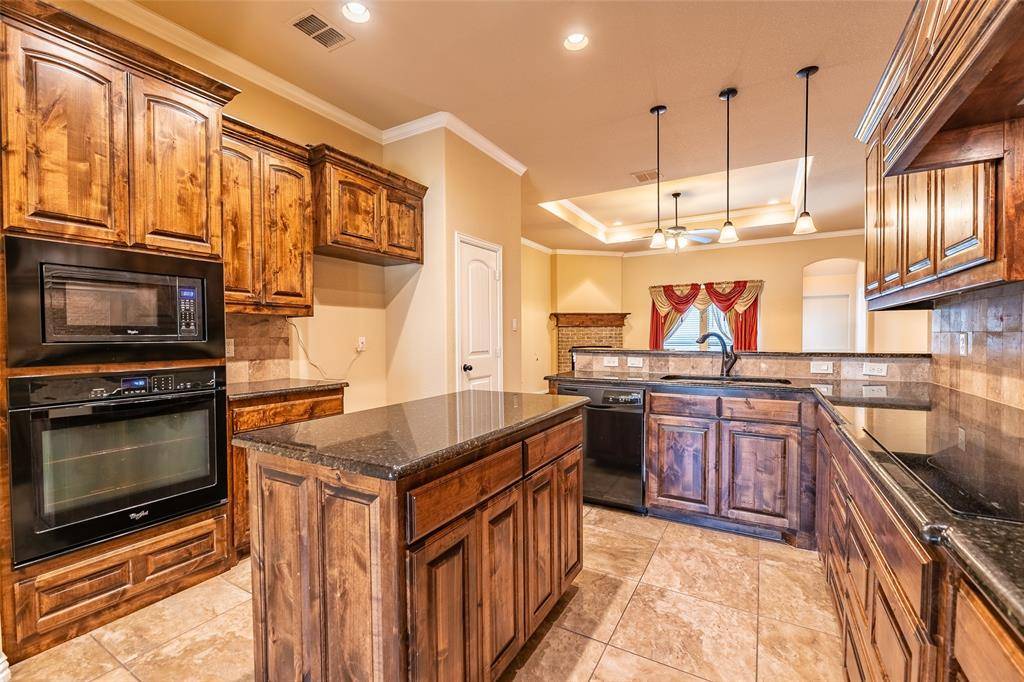 Azle, TX 76020,409 Corriente Trail