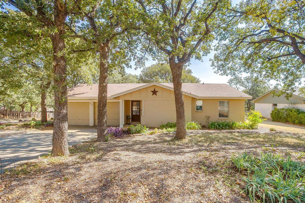 North Richland Hills, TX 76182,7036 Crabtree Lane