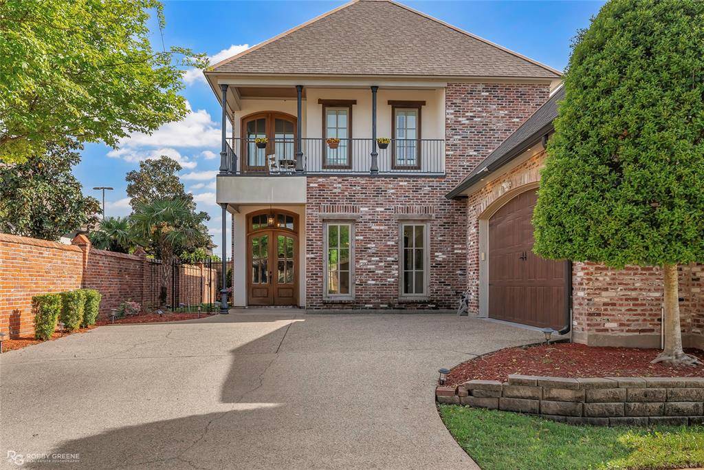 Bossier City, LA 71111,106 Vieux Carre