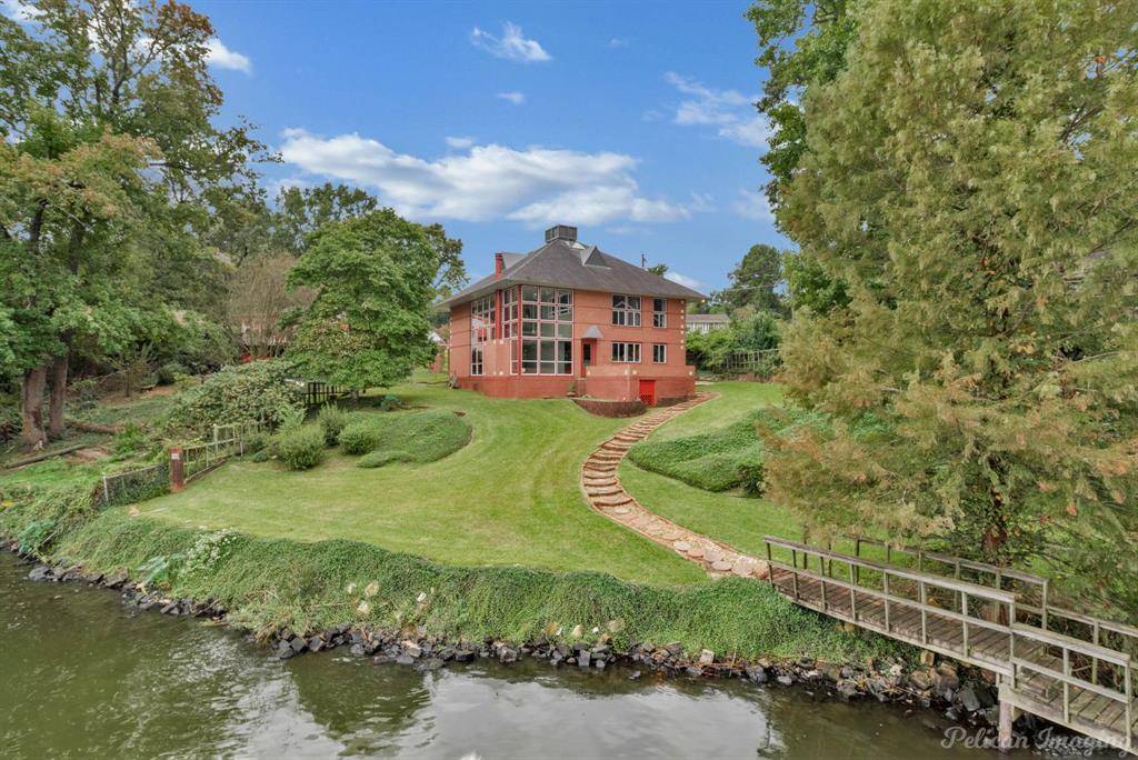 Shreveport, LA 71119,6144 S Lakeshore Drive