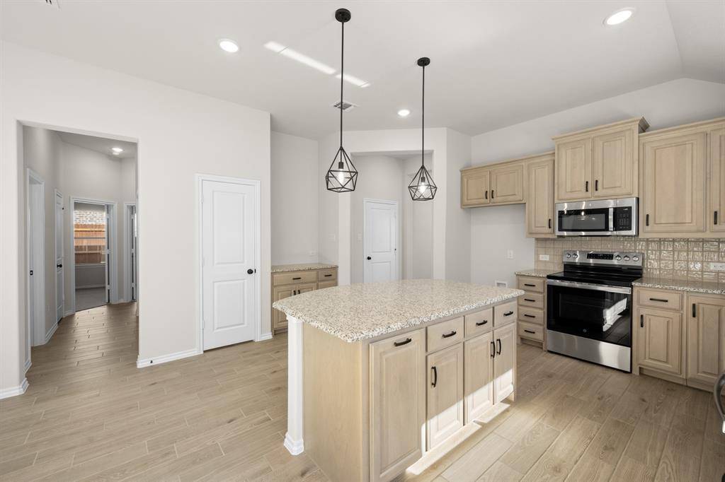 Weatherford, TX 76087,517 Waterford Park Boulevard